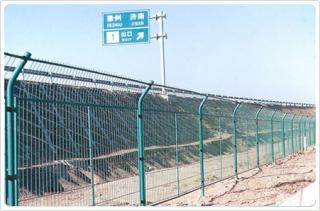 高速公路護(hù)欄網(wǎng)--濟(jì)南段